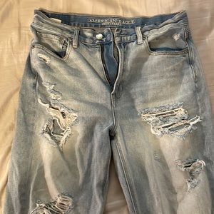 American Eagle High waisted Mom jeans
